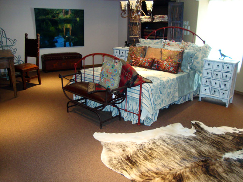 Southwestern-style bedroom
